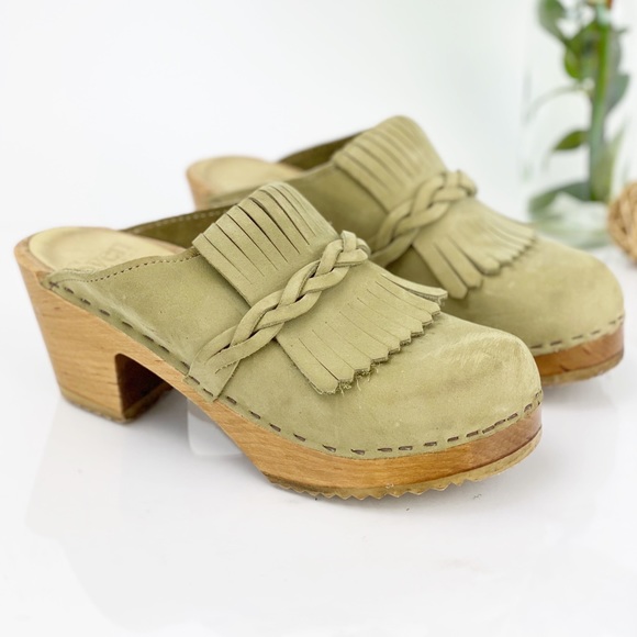 Sven Shoes - Sven Originals Kiltie Clogs Wood Platform Sole Tan